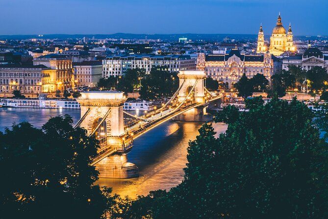 Classic Budapest Private Walking Tour