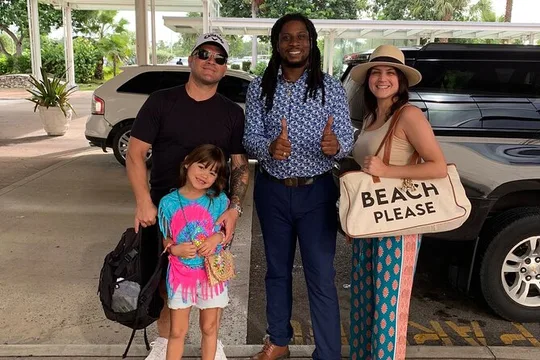 Bahamas Private Roundtrip Transportation