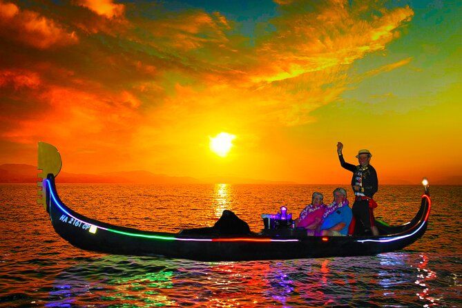 Sunset Gondola Cruise waikiki, free flower lei, drinks, pastries