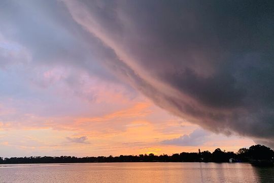 Ladies Luncheon Pontoon Tour (Gentleman welcome)
