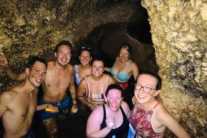 Cole's Cave Hike