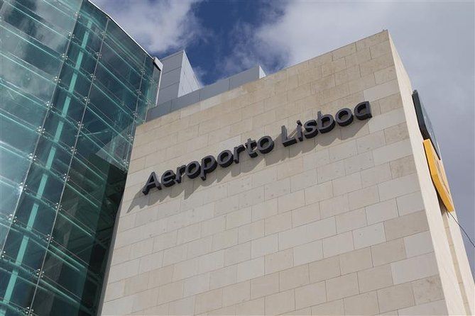Private Transfer - Lisbon Airports to Destinations in Portugal