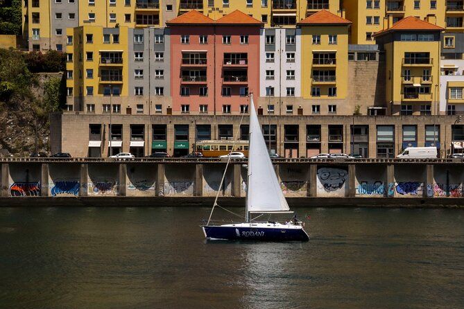 Port : Douro River Cruise (2 h) – Wine & Scenic Views