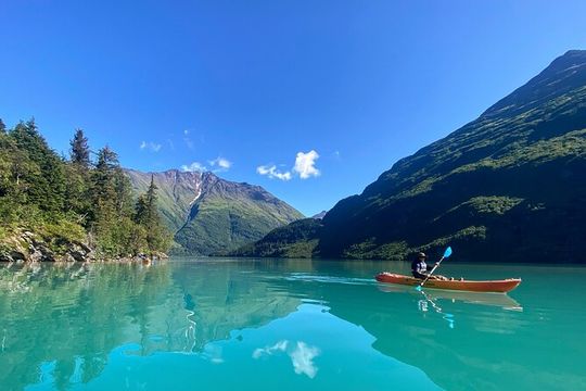 Multi Day Tour in Alaska Glamping and Kayaking