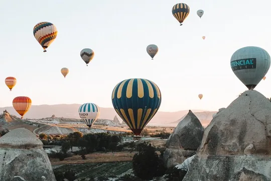 Cappadocia: Blue Tour and Sunrise Balloon Tour