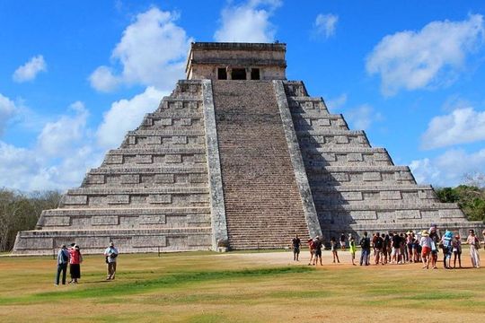 Wonderful Tour to Chichen Itza Ruins & Suytun from Cancun