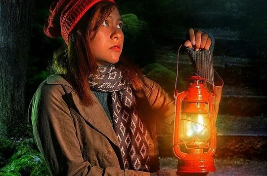 Passeio a pé guiado por Pensacola com equipamentos de caça a fantasmas.