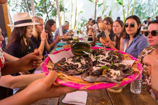 Recorrido gastronómico por los mercados con 15+ degustaciones