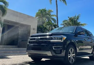 Private SUV Airport Transfer: Cancun CUN to Playa del Carmen