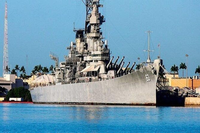 Pearl Harbor and Mini Circle Island Tour from Kauai