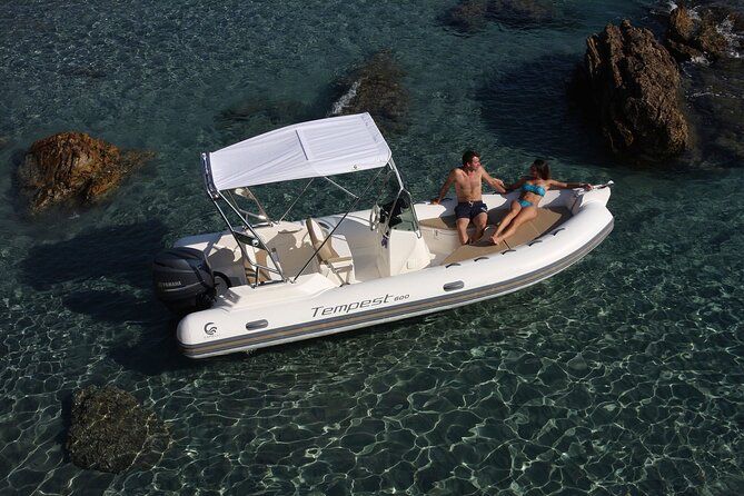 Tempest 600 Hair Rental in the Baunei Coast (max. 8 pax)