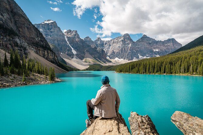 Canmore/Banff Moraine Lake Louise Johnston Canyon Emerald Lake