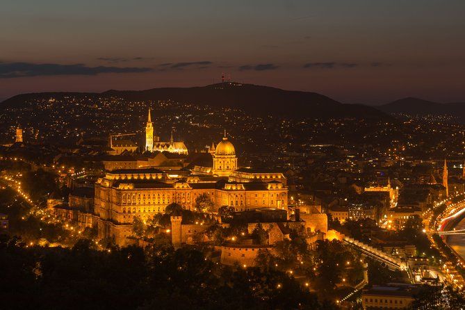 Budapest by night - private driving tour