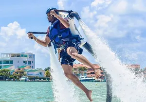 Fly over the Lagoon, Jetpack. The most amazing activity in Cancun