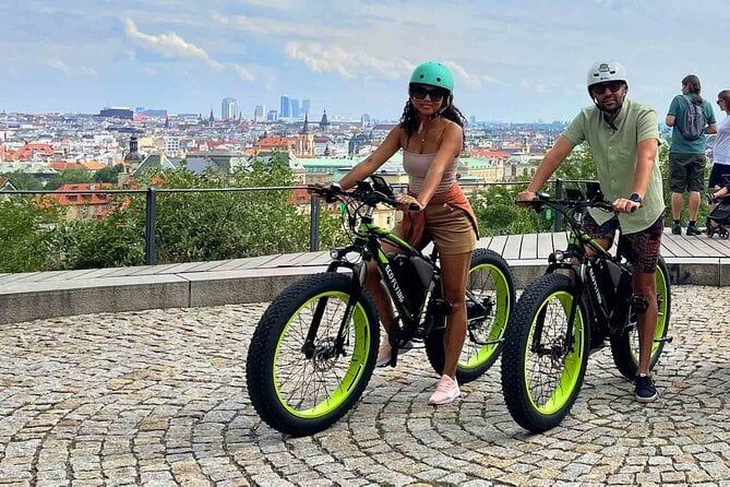 Prague Trike & e-Scooter Tour: Castle Viewpoints & Charles Bridge