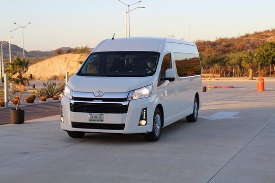 Private Roundtrip Transfer from Los Cabos Airport