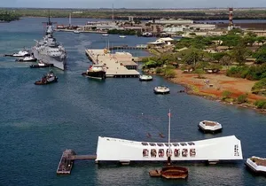 Pearl Harbor USS Arizona and USS Missouri "Private"