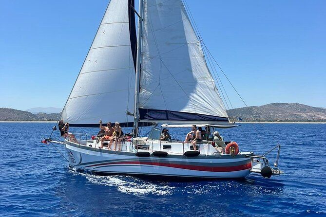 Private Full/Half-Day Boat Trip in Greece with Food and Drinks