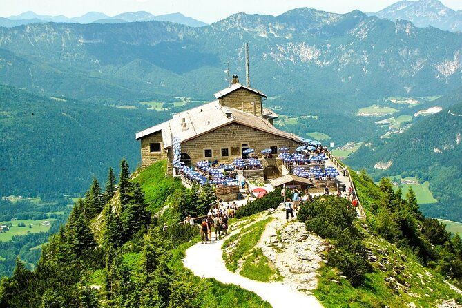 Munich 2 Days Tour in Eagle's Nest, BMW and Olympia