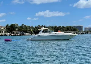 Miami Yacht Party – Discover Secret Spots w/ Captain & Drinks