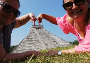 CHICHEN-ITZA MARAVILLA - Cenotes & Valladolid Private Tour