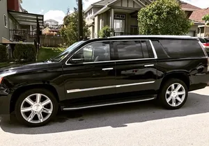 Private Transfer from Vancouver International Airport to Ferry Terminal