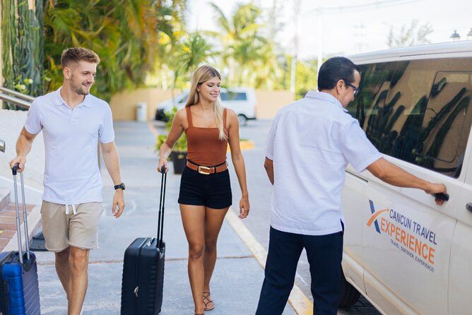 Private Cancun Airport (CUN) Transportation to/from Tulum