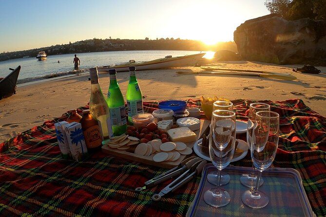 Sydney: The Golden Hour Paddle – Middle Harbour Sundowner