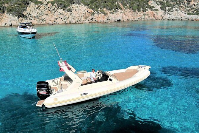 La Maddalena archipelago: Private Deluxe boat tour with skipper