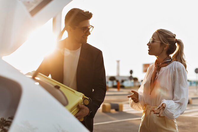 Private Sedan Transfer Charles de Gaulle Airport to Paris