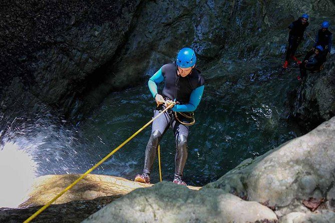 Canyoning in Annecy - La Boîte aux Lettres in Angon
