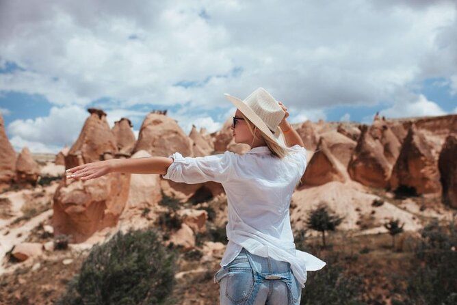 Cappadocia Red Tour: Full-Day Guided Tour with Lunch