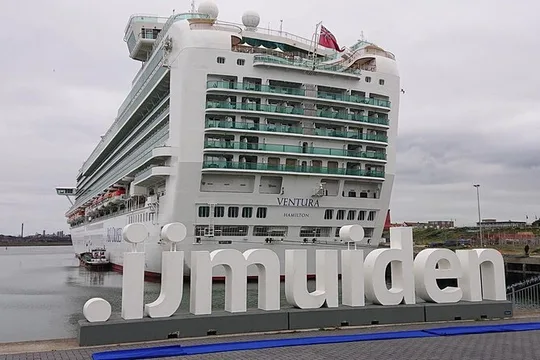 Amsterdam to IJmuiden Private Transfer