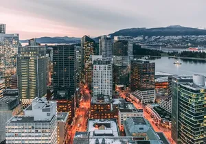 Private YVR Layover Tour in Executive Van