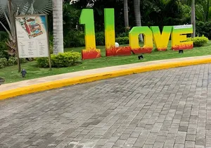 Private Airport Transfer to or from Ocean Coral Spring Resort