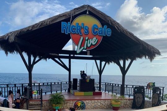 7 Mile Beach and Rick's Cafe in Negril from Montego Bay Private Tour