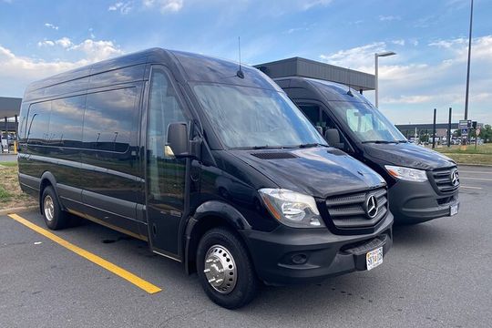 Washington DC 4 Hour Private Tour in Luxury Sprinter Van