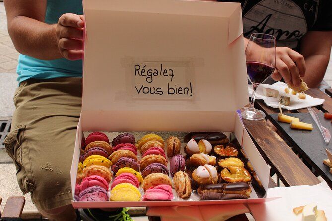 Small Group Tour - Paris Sweet Tooth Stroll