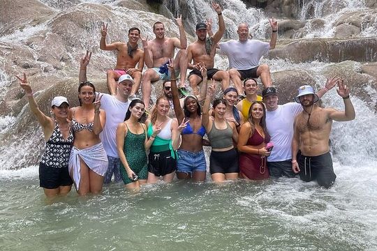 Dunn's River Falls Climb and Beach Include Entry Fee (ᵔᵕᵔ)
