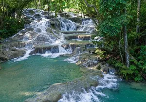 Private Tour Montego Bay to Ocho Rios Blue Hole and Dunns River