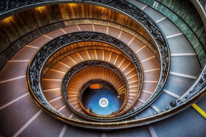 Multi-days experience: Classic and unusual Rome - private tour