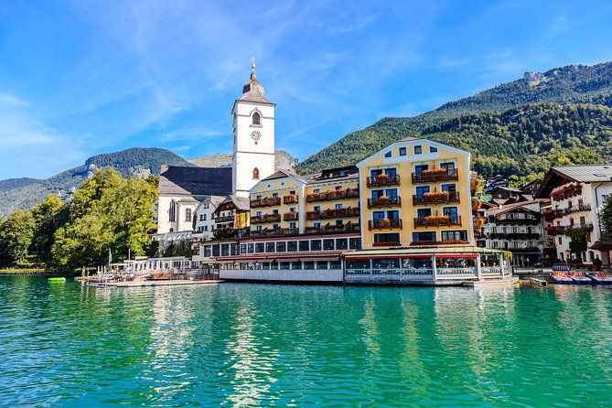 Private Tour: Austrian Lakes Day Trip from Salzburg