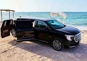Deluxe GMC Limousine from CUN Airport to Playa Mujeres