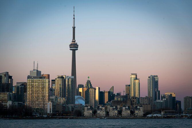 Private ONE-Way Transfer Niagara Falls to Toronto Airport YYZ