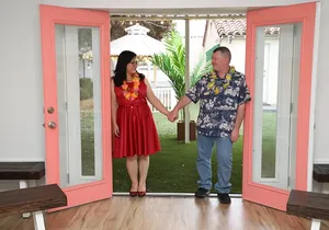 Quickie Sign and Go Wedding at Hawaiian Wedding Chapel