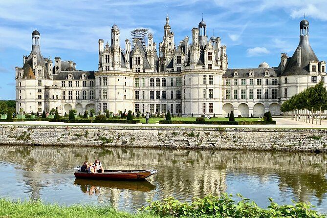 2-day Private Tour Mont Saint-Michel Chenonceau Chambord Amboise