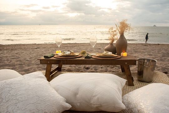 Picnic or Romantic Dinner on the Beach