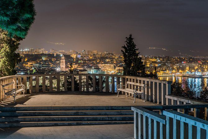 Split at night – Private evening walking tour