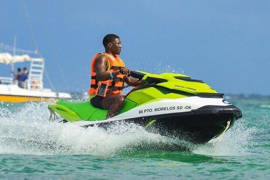 Jet Ski and Parasailing in Montego Bay with Transportation