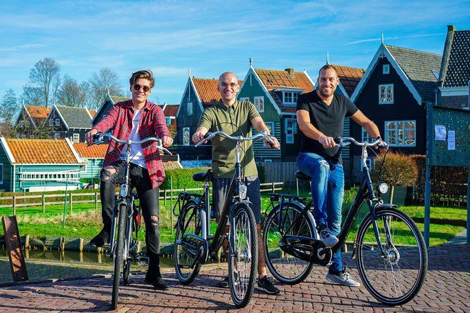 Bike rental Volendam - Explore the Countryside of Amsterdam